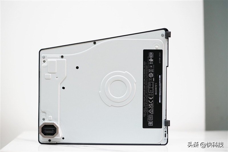 ps5轻薄版性能评测_ps5下载中文版免费_ps5轻薄版与标准版区别