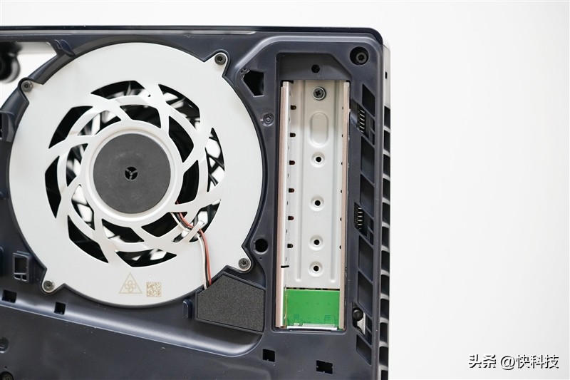 ps5下载中文版免费_ps5轻薄版性能评测_ps5轻薄版与标准版区别