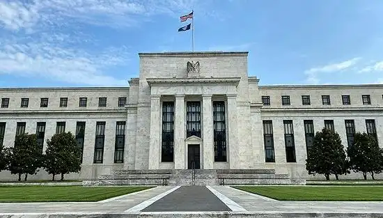 财经股票头条下载_全球财经头条新闻_末日博士鲁比尼债务陷阱预测